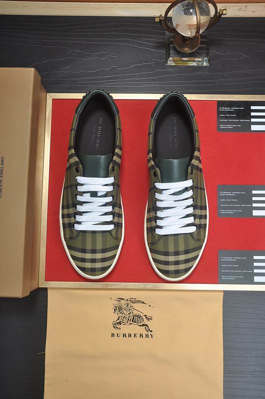 Burberry sz38-44 hnq0124